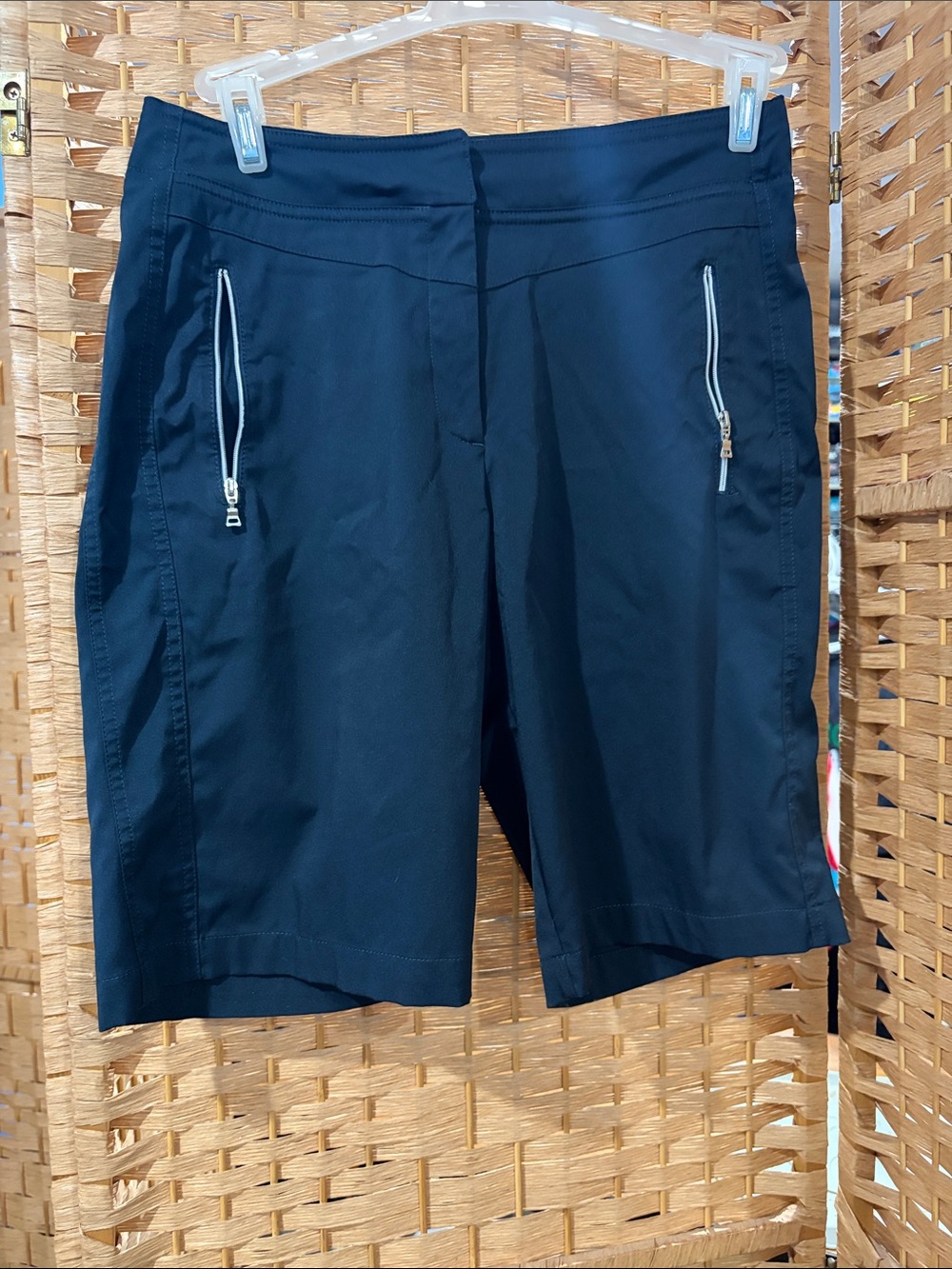 Tail Tech Performance Navy Blue Bermuda Activewear Zipper Shorts w/Pockets Sz 6